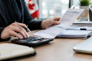 6 Best Canadian Payroll Software Providers For Small Businesses