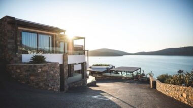 Common Mistakes to Avoid When Buying Beachside Property