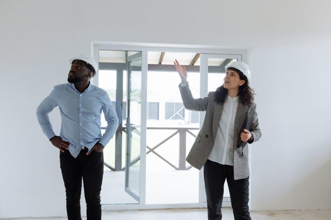 HOA Manager vs Property Manager